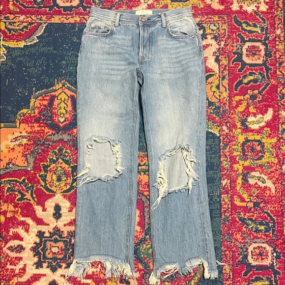 Free People size 0 jeans knee holes Distressed Blue Jeans - Picture 1 of 8